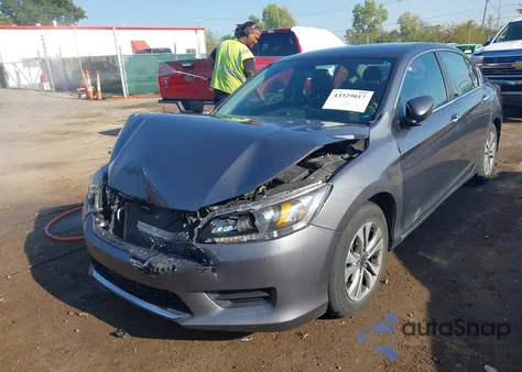 2015 Honda Accord Lx z USA, uszkodzony, nr VIN 1HGCR2F34FA037847